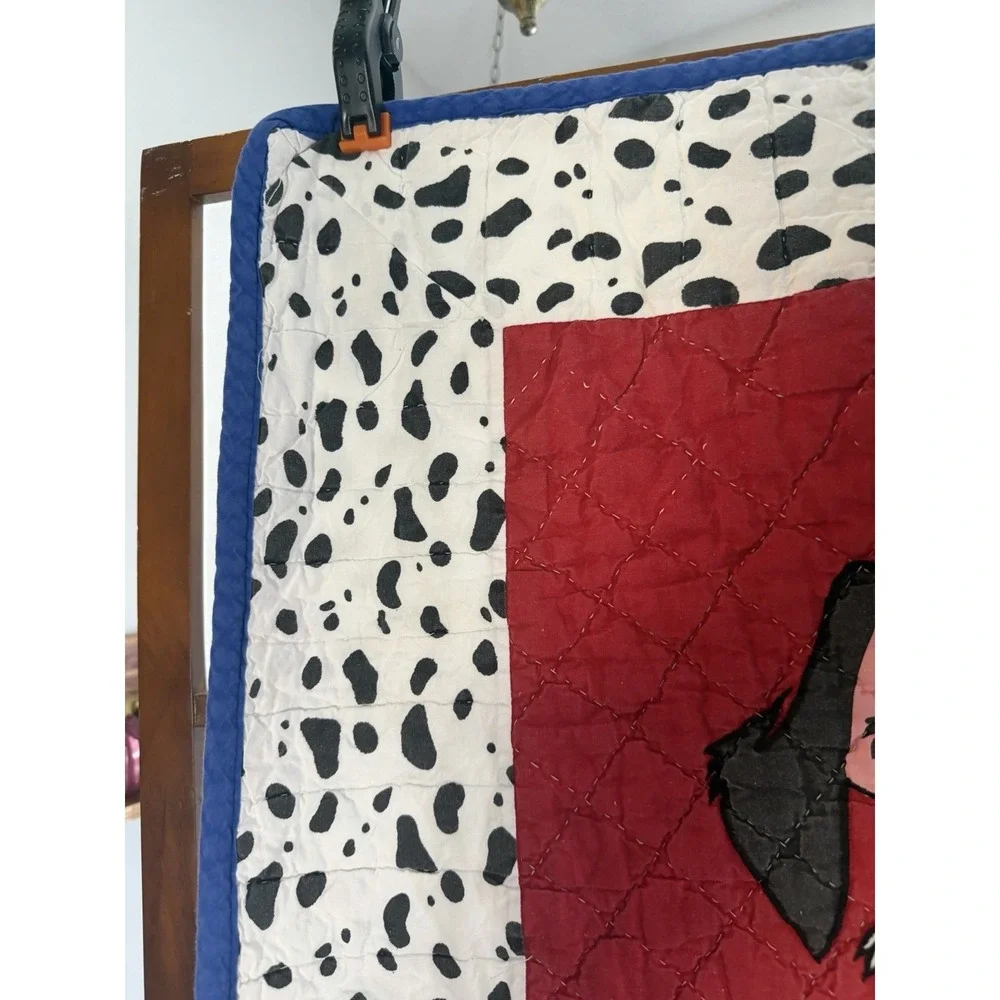 101 Dalmatians Vintage Toddler/Infant Crib Lightweight Comforter Wall Tapestry